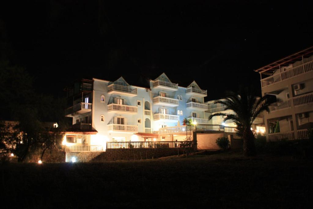 Aparthotel Clear Horizon Amoudi Exterior foto